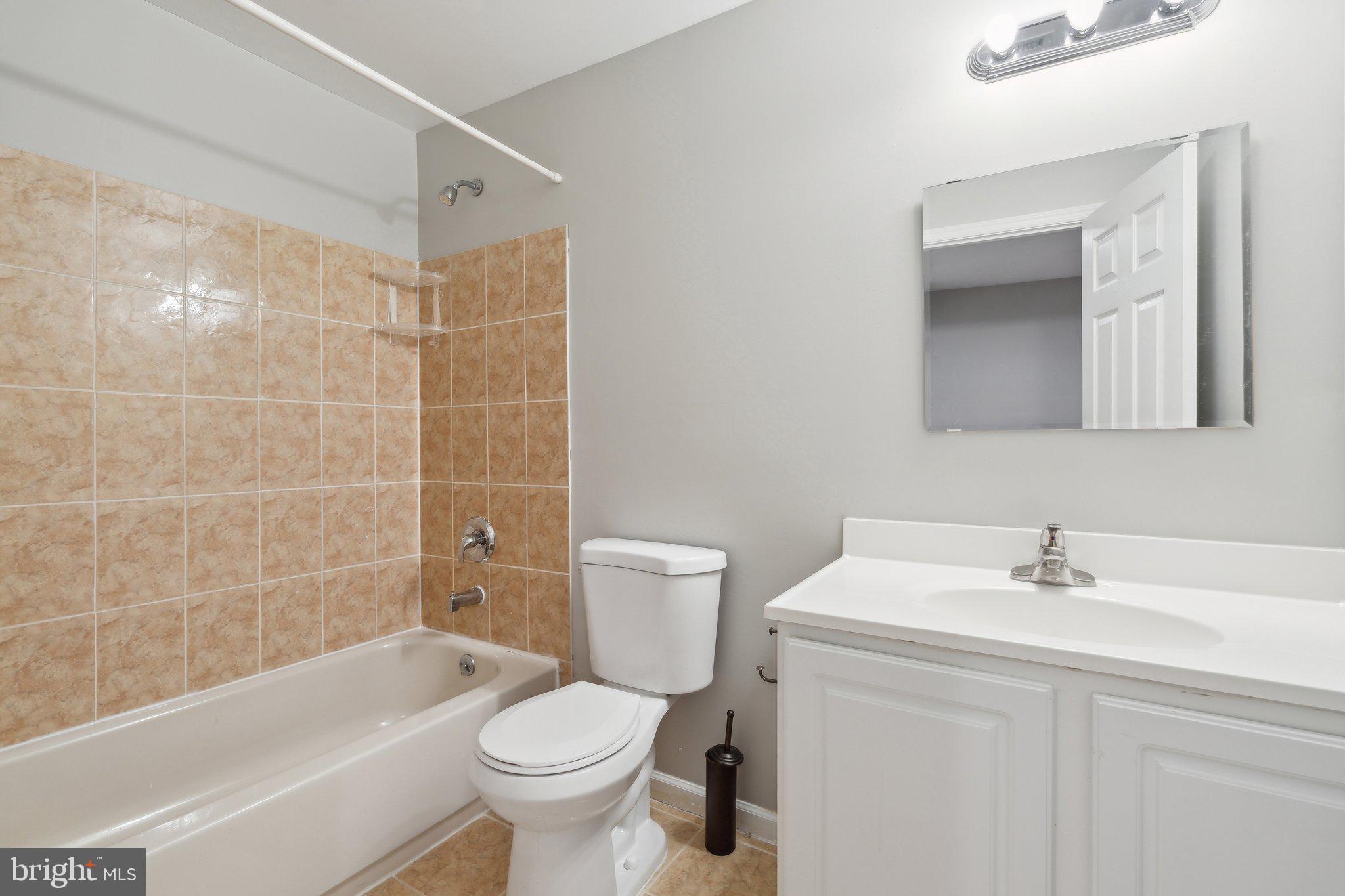 43464 Lucketts Bridge Circle Ashburn, VA 20148 - Photo 46 of 82