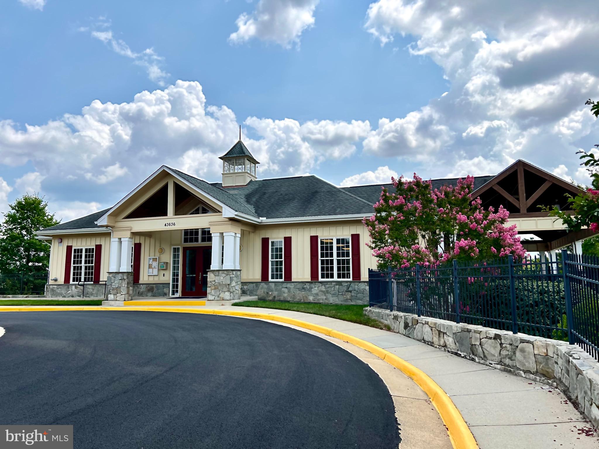 43464 Lucketts Bridge Circle Ashburn, VA 20148 - Photo 64 of 82