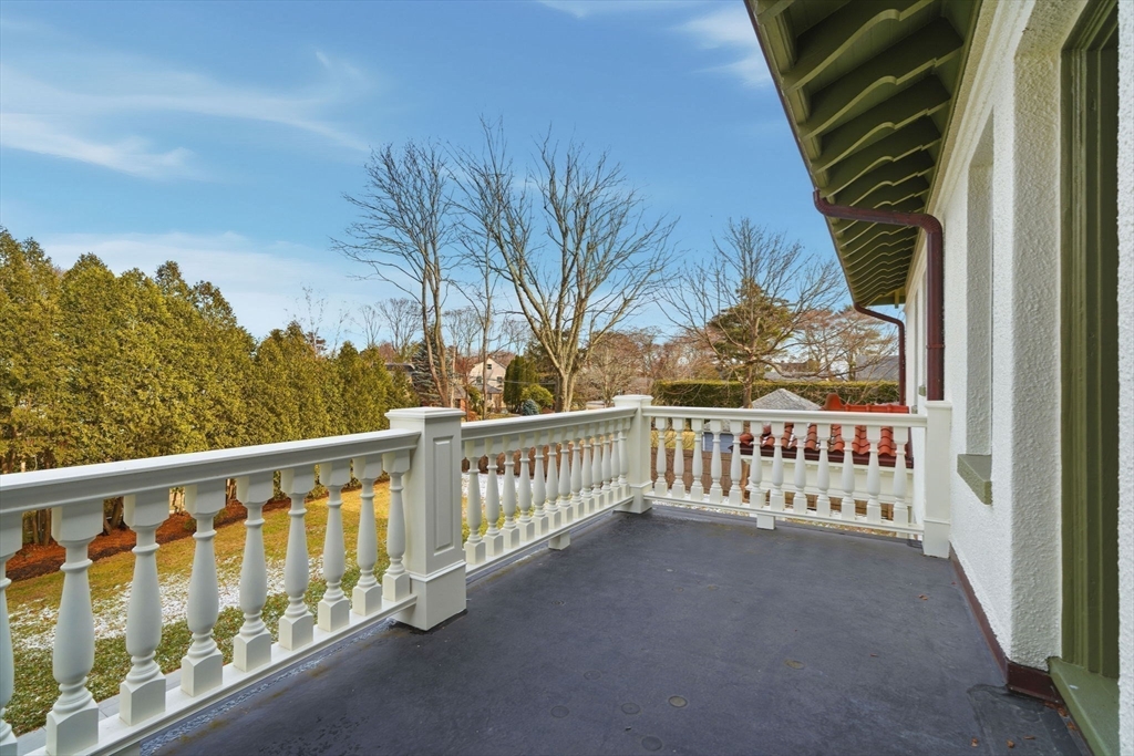 2 Ocean Avenue Swampscott, MA 01907 - Photo 27 of 42