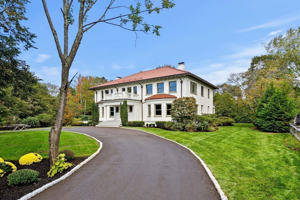 2 Ocean Avenue Swampscott, MA 01907 - Photo 5 of 42