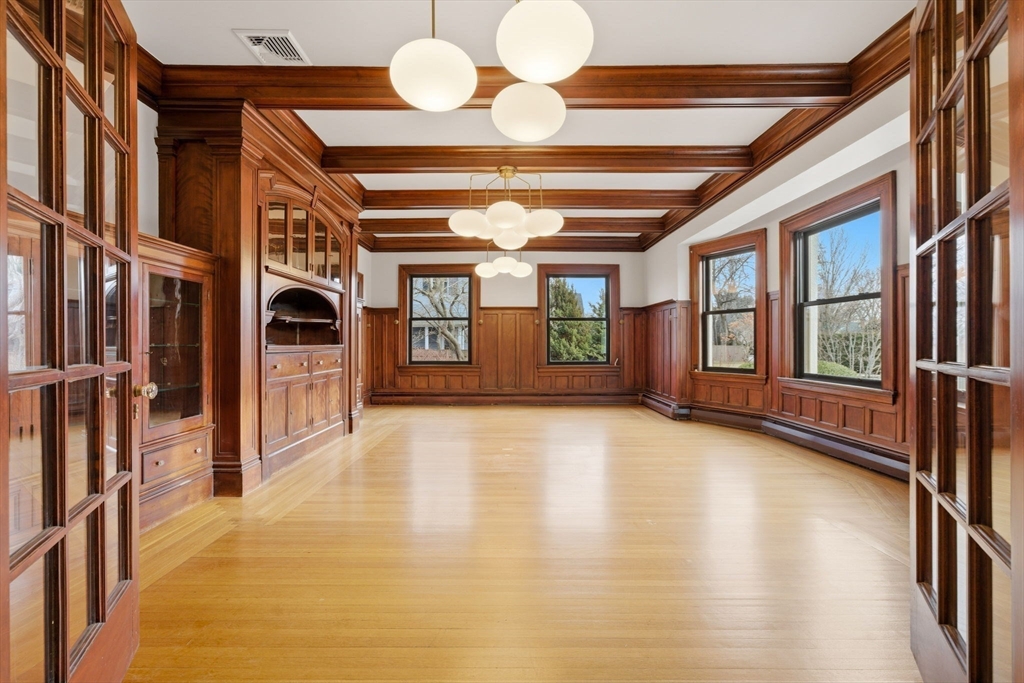 2 Ocean Avenue Swampscott, MA 01907 - Photo 8 of 42