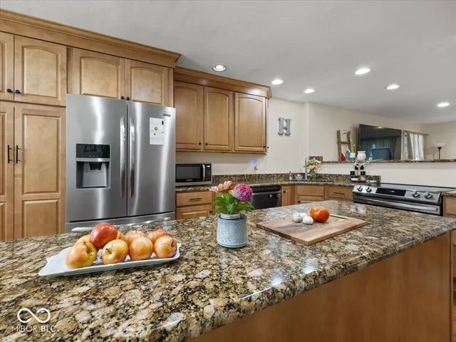 $310,000 | 6784 East County Road 100 South, Avon, IN 46123