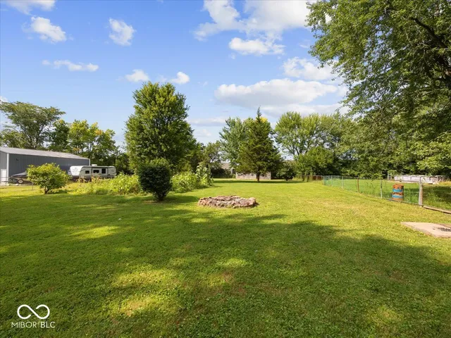 $310,000 | 6784 East County Road 100 South, Avon, IN 46123