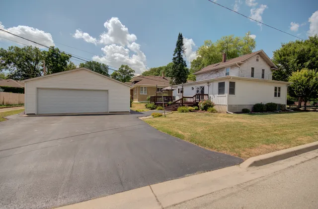 $334,900 | 900 Mason Avenue, Joliet, IL 60435