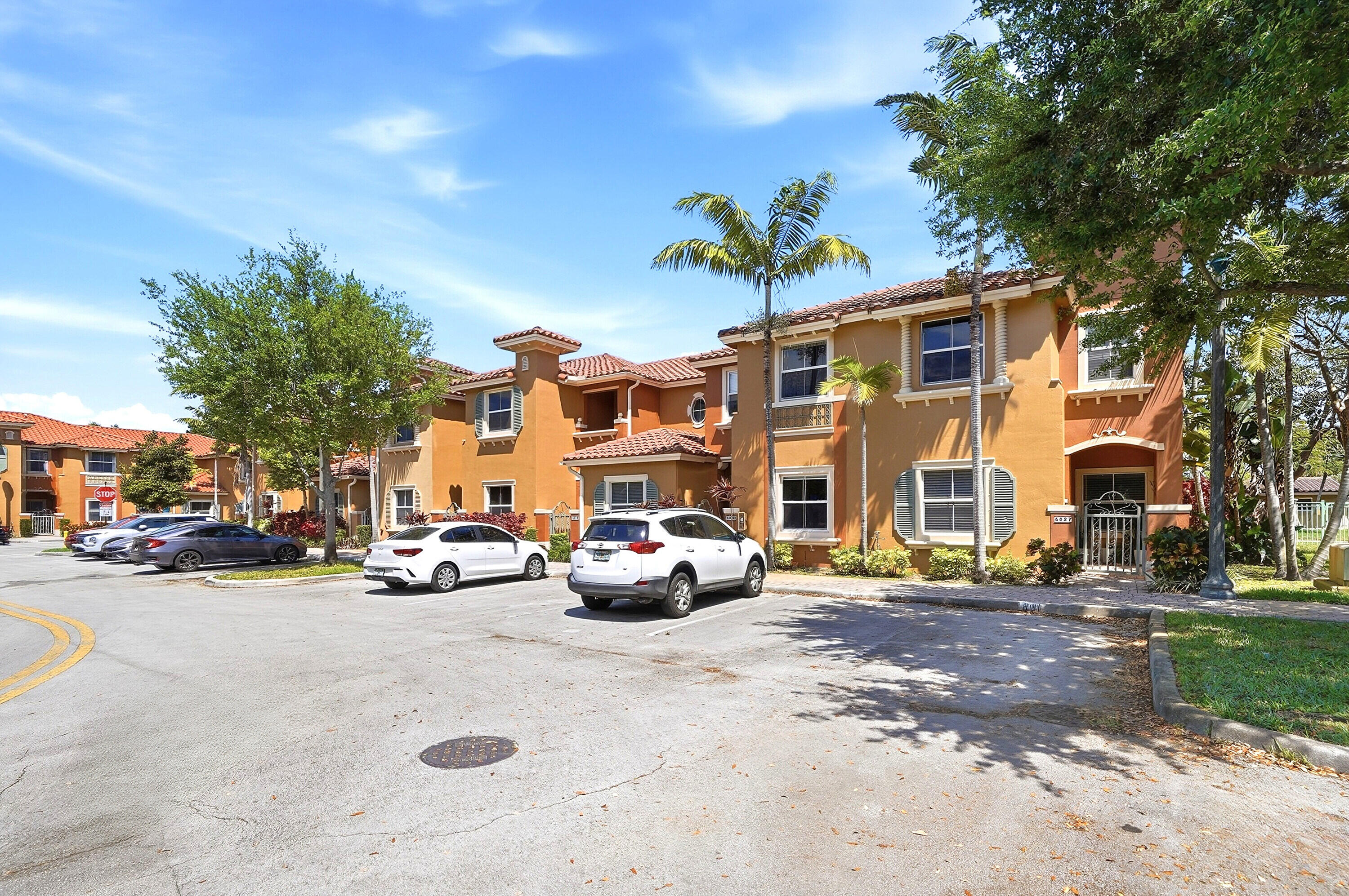 5825 Siena Lane Hollywood, FL 33021 - Photo 24 of 26 a view of a street with cars