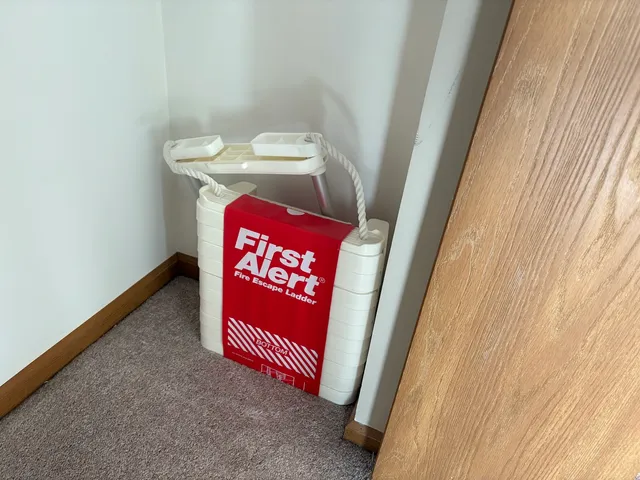 $199,000 | 17218 Ridgeland Avenue, Unit 3S, Tinley Park, IL 60477