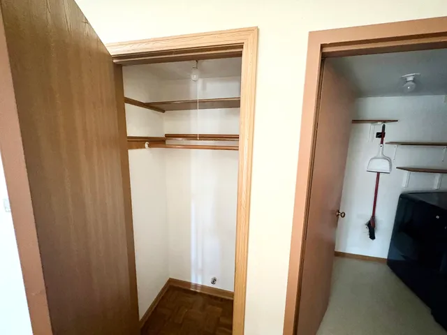 $199,000 | 17218 Ridgeland Avenue, Unit 3S, Tinley Park, IL 60477