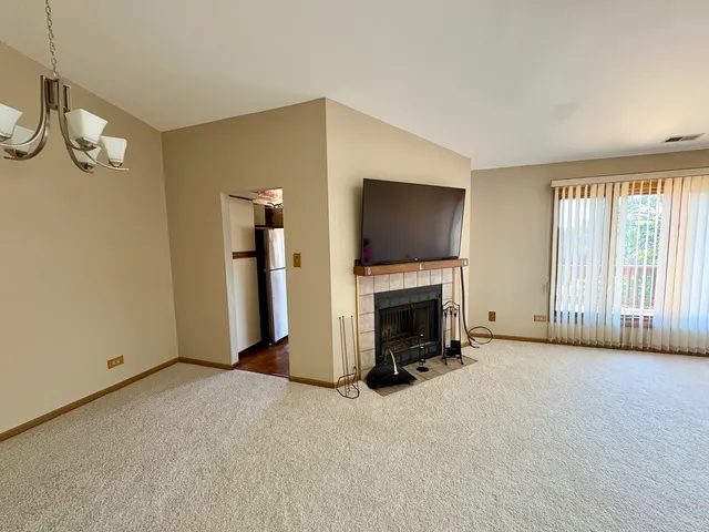 $199,000 | 17218 Ridgeland Avenue, Unit 3S, Tinley Park, IL 60477