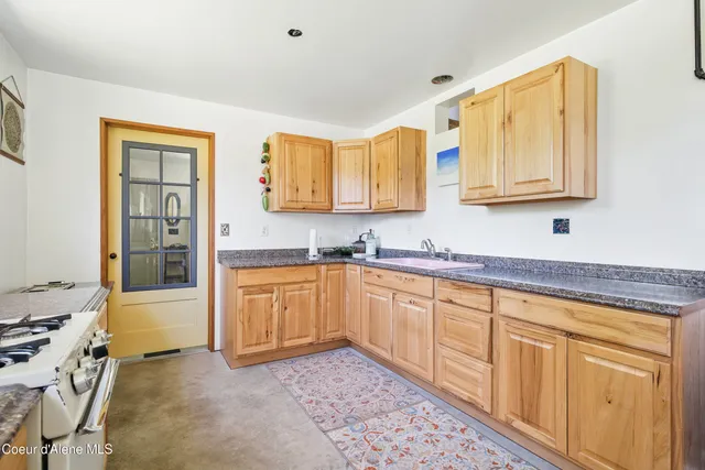 $2,250,000 | 670 Sunset Road, Athol, ID 83801