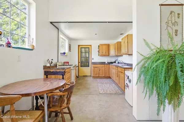 $1,790,000 | 670 Sunset Road, Athol, ID 83801