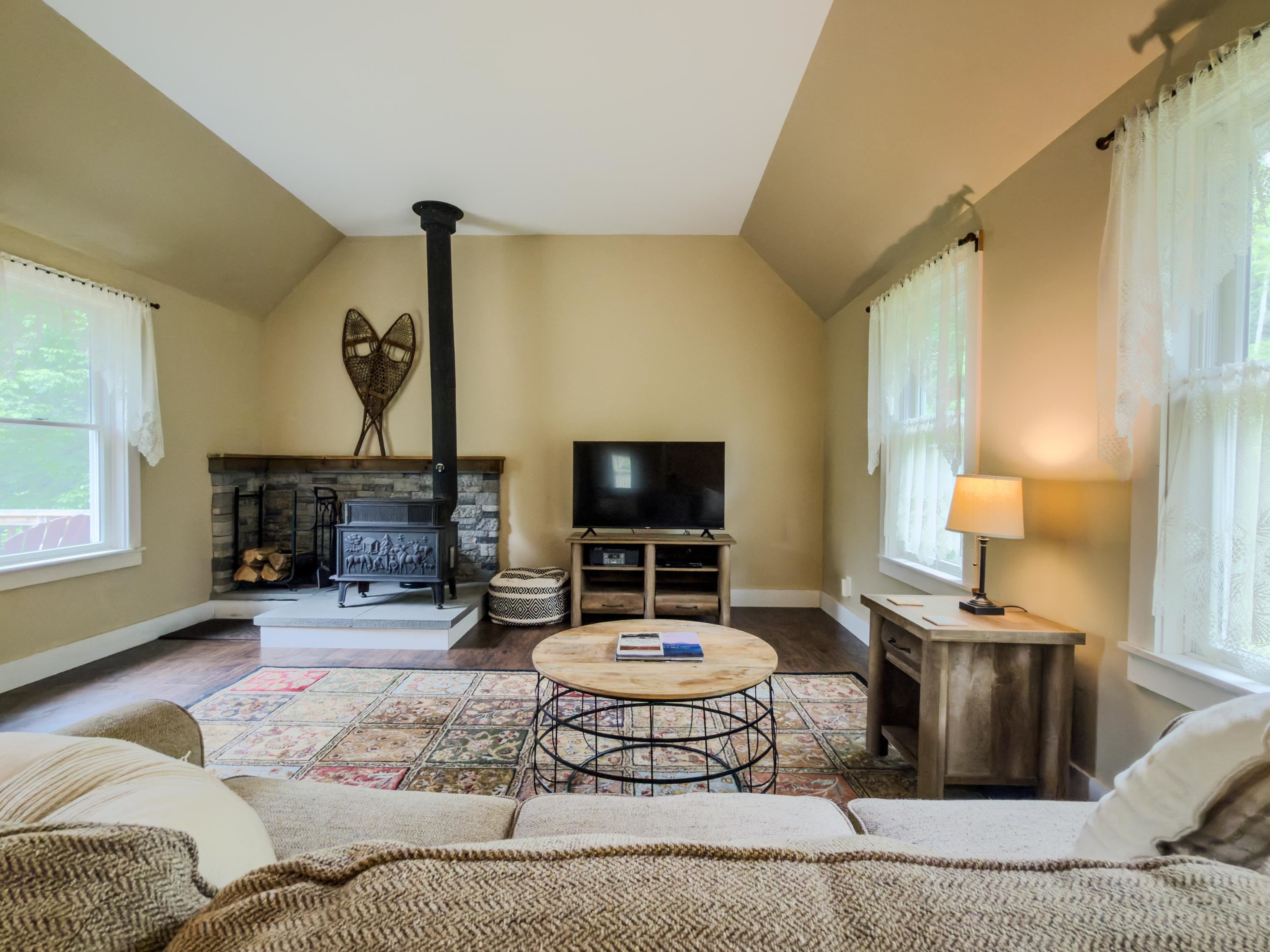 391 Bradley Hill Road Bath, NH 03740 - Photo 8 of 57