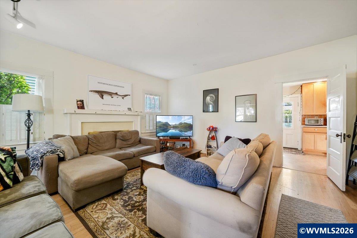 227 Southwest 7th Street Corvallis, OR 97333 - Photo 10 of 41