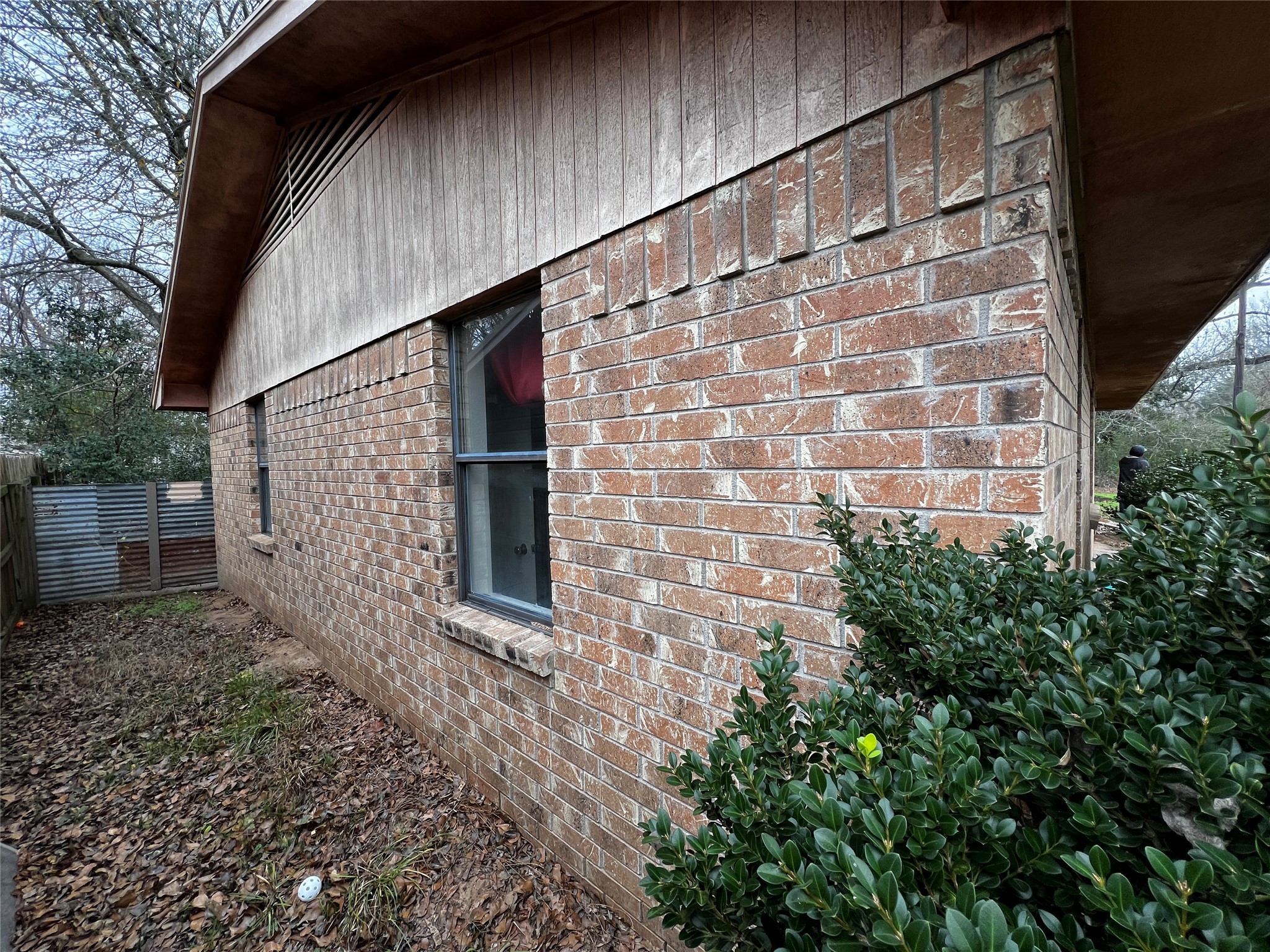 129 John Street Centerville, TX 75833 - Photo 4 of 15 a backyard of a house