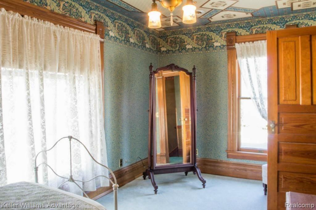 409 East Clinton Street Howell, MI 48843 - Photo 20 of 32 20_e clinton_409.jpg