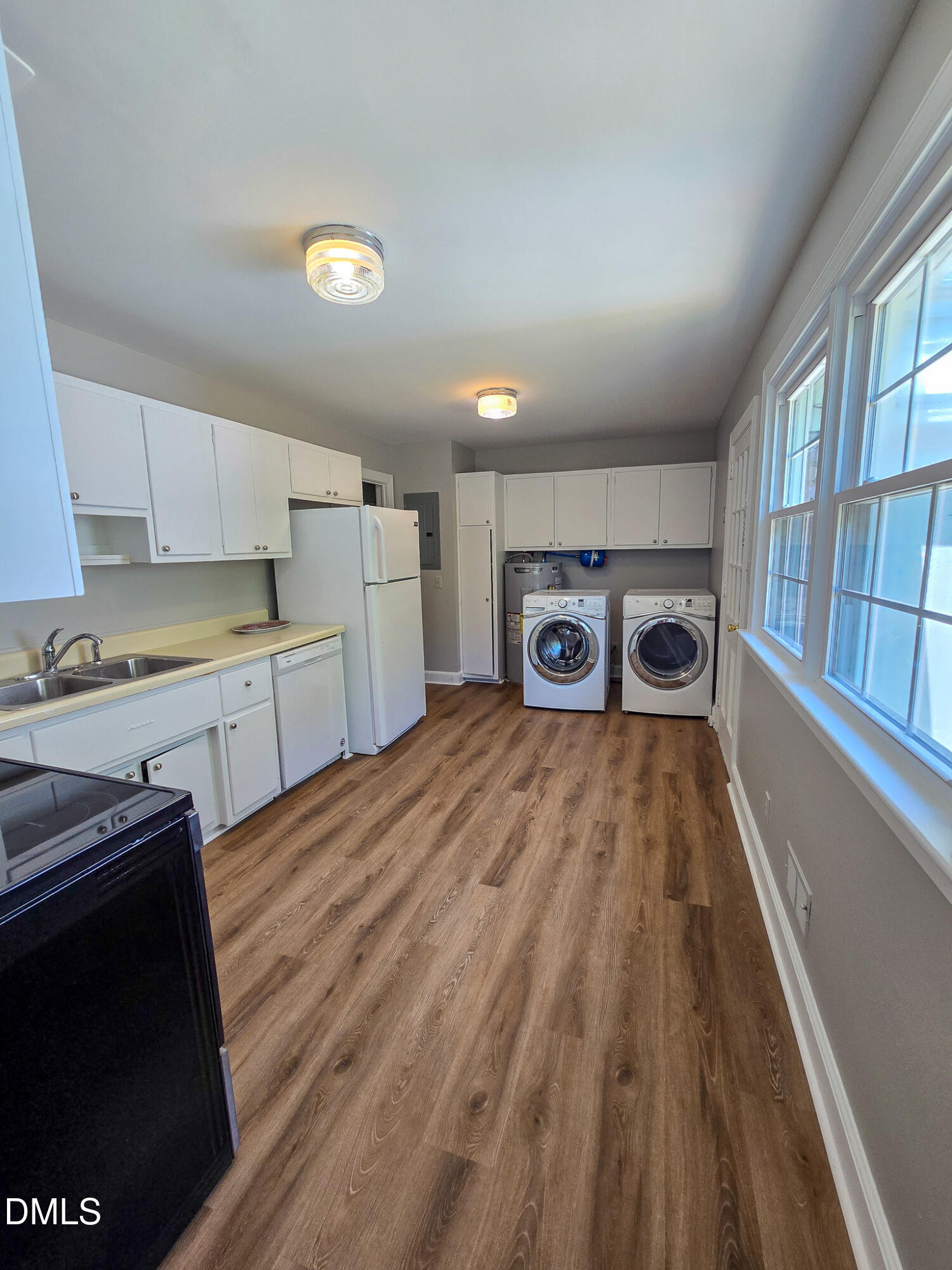 3428 Wade Avenue Raleigh, NC 27607 - Photo 9 of 36 20260701_123549