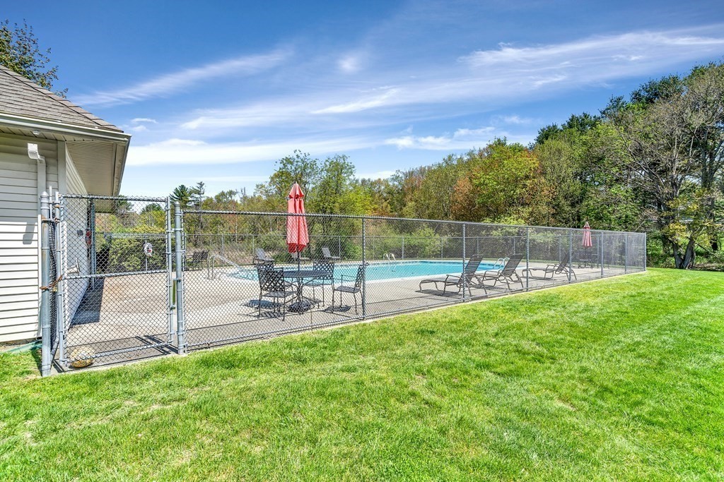 405 Great Road, Unit 11 Acton, MA 01720 - Photo 12 of 13 Gallery Image 12