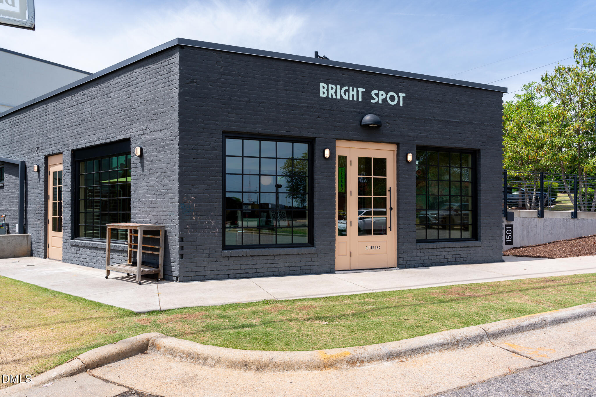 301.5 Bickett Boulevard Raleigh, NC 27608 - Photo 29 of 35