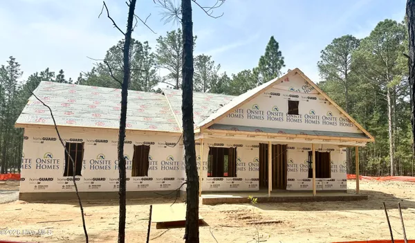 $429,000 | 120 Edgewater Drive, Seven Lakes, NC 27376