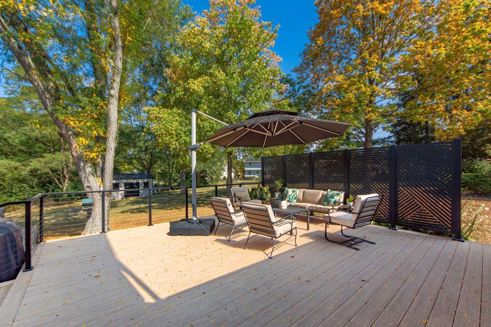 536 Tresham Road Columbus, OH 43230 - Photo 7 of 46 Deck