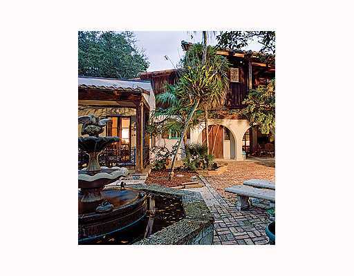 741 Azalea Street Boca Raton, FL 33486 - Photo 1 of 9 Primary Photo
