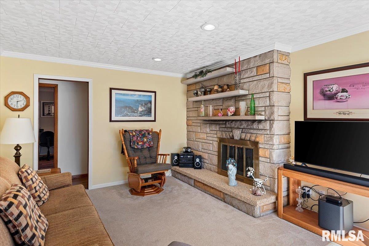 107 Collier Drive Springfield, IL 62704 - Photo 15 of 34