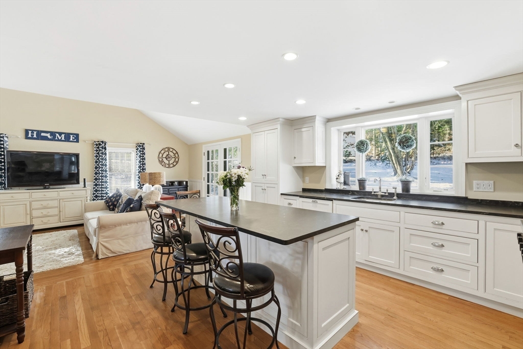 130 Buckboard Road Duxbury, MA 02332 - Photo 7 of 29