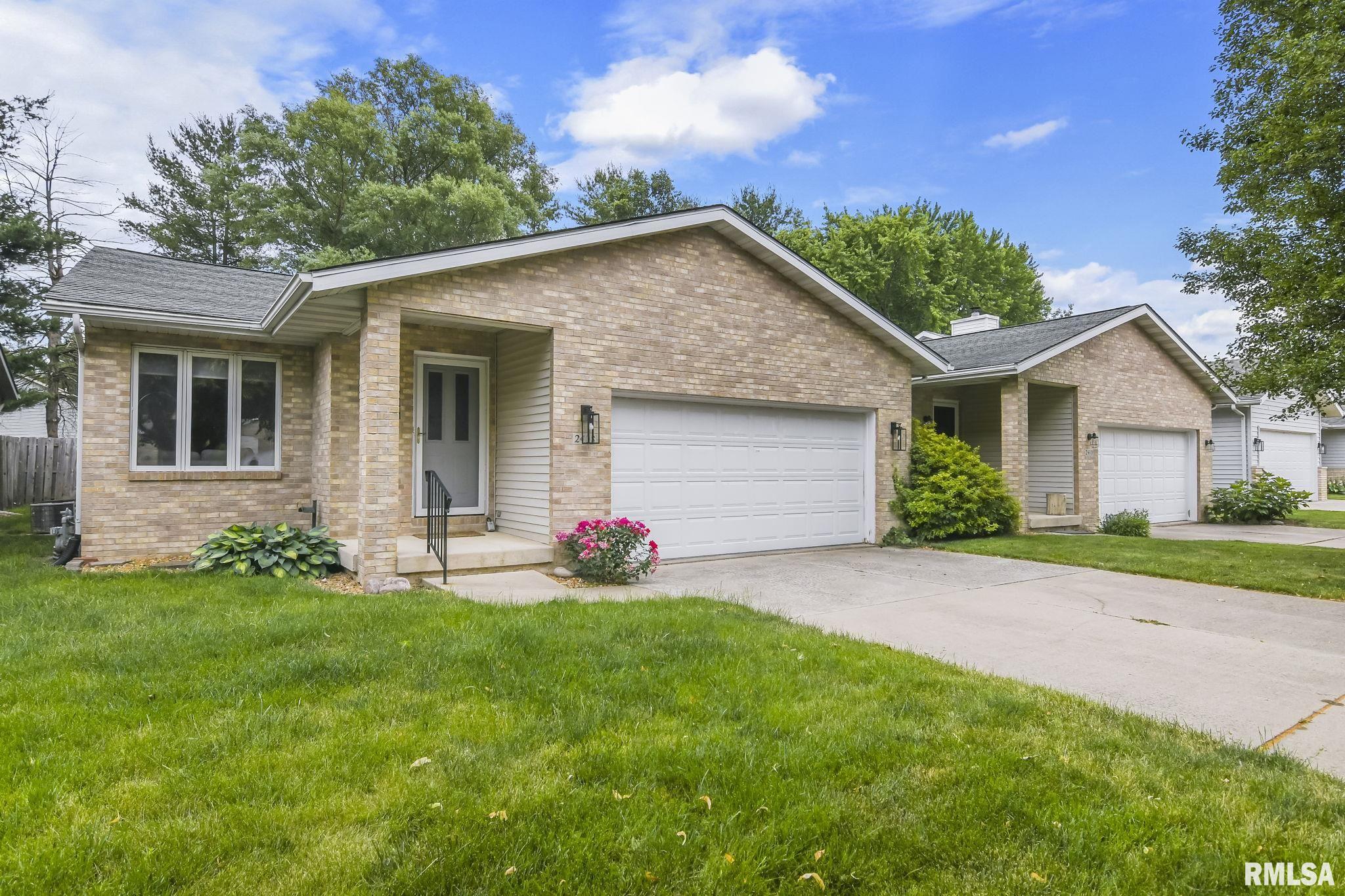 2408 Checkerberry Lane Springfield, IL 62711 - Photo 2 of 27