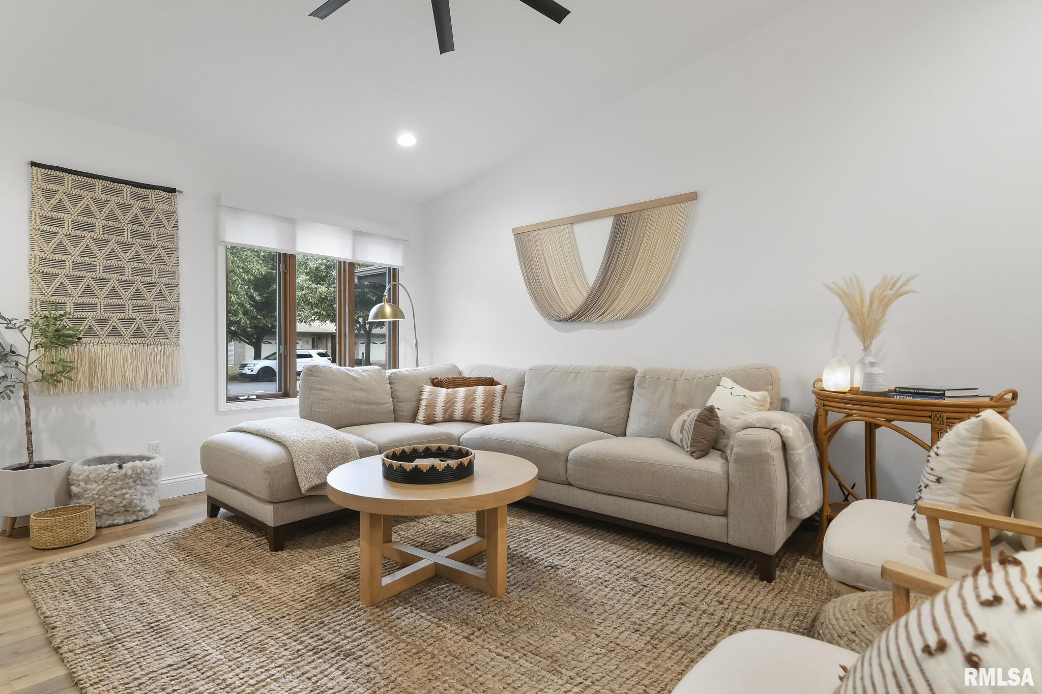 2408 Checkerberry Lane Springfield, IL 62711 - Photo 7 of 27