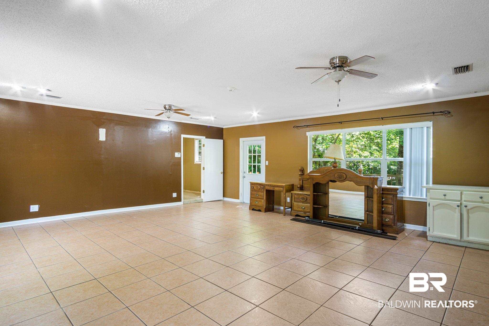 109 Lakeview Loop Daphne, AL 36526 - Photo 11 of 28