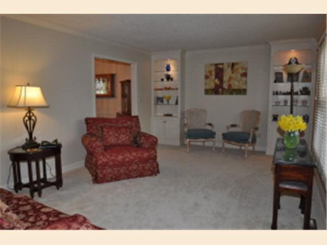 943 33rd Street Street Rochester, MN 55901 - Photo 4 of 27 Gallery Image 4