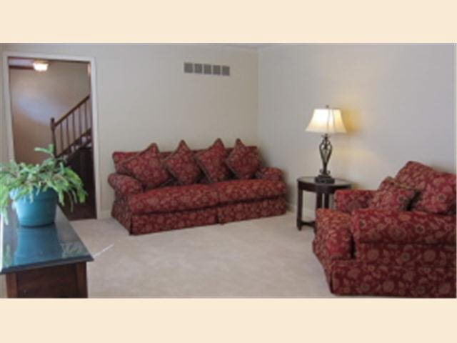 943 33rd Street Street Rochester, MN 55901 - Photo 7 of 27 Gallery Image 7