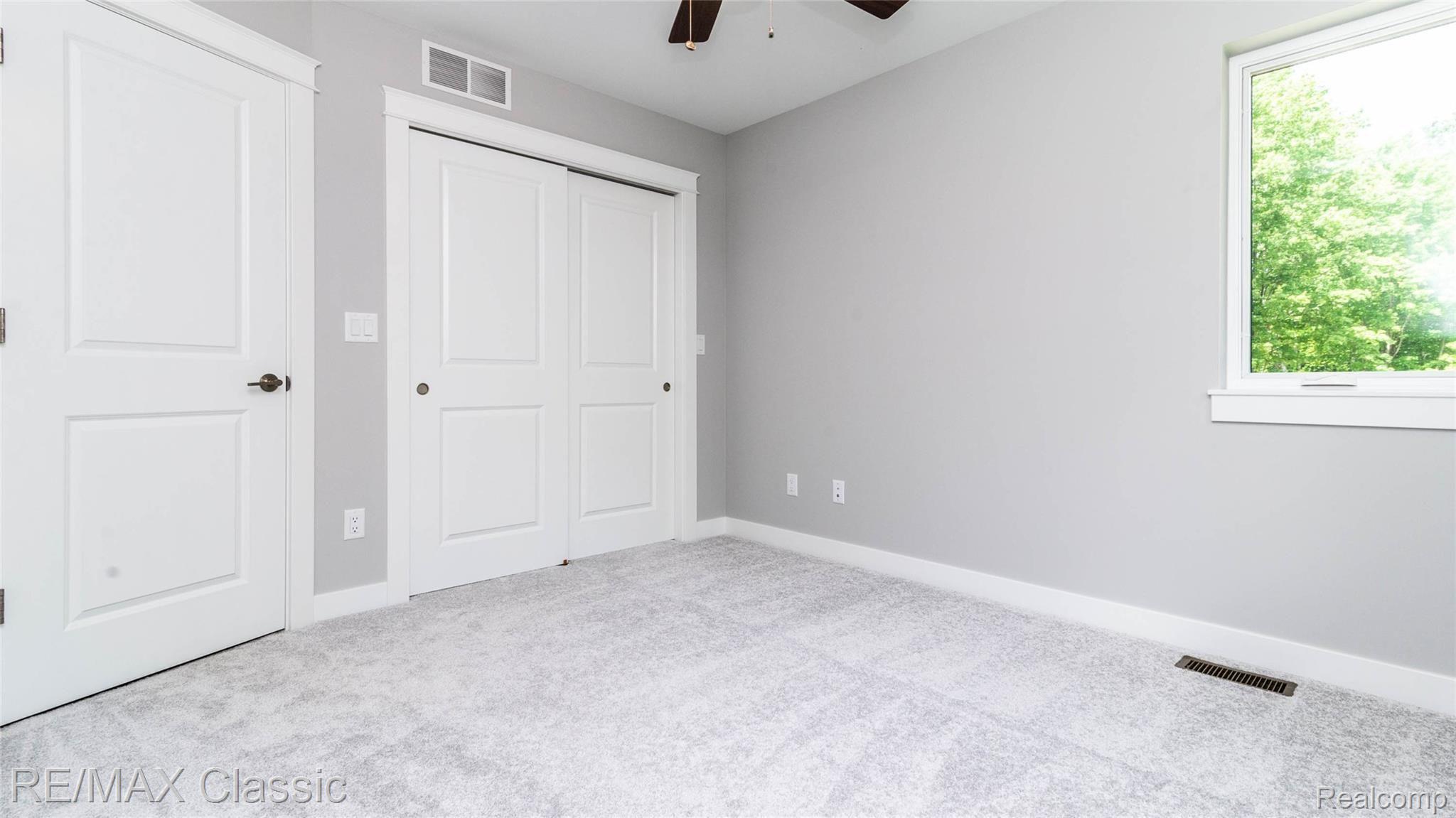 24084 Karr Road Belleville, MI 48111 - Photo 55 of 94 060_41.jpg