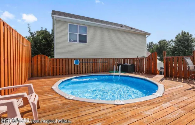 $4,000 | 1601 1st Avenue, Toms River, NJ 08757