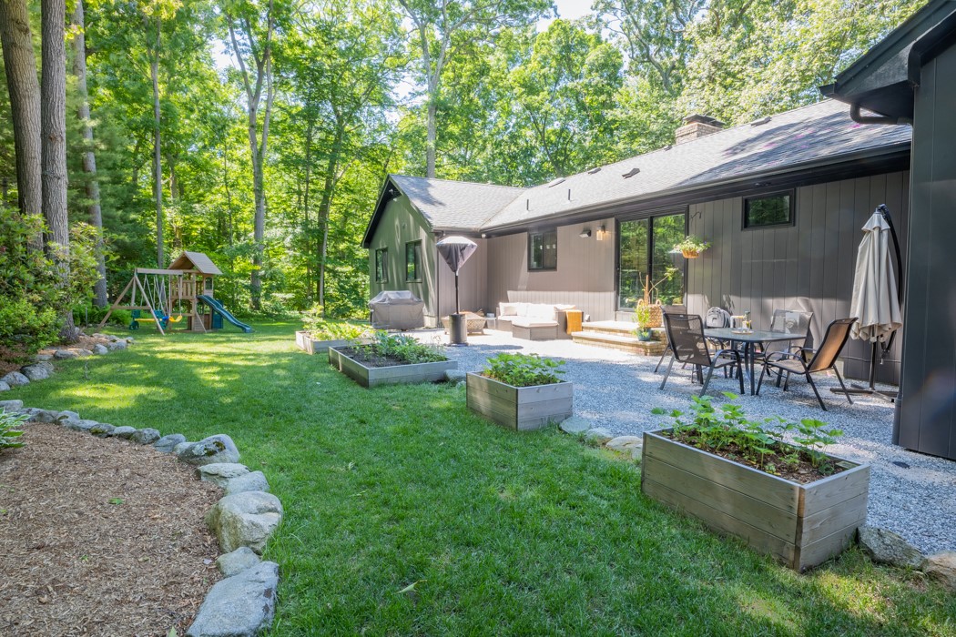 6 Lennon Road Lincoln, RI 02865 - Photo 39 of 43 Gallery Image 39
