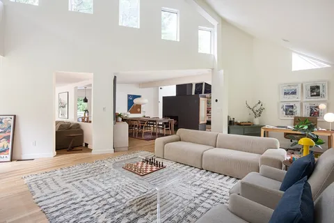 $1,950,000 | 7 Diamond Road, Lexington, MA 02420