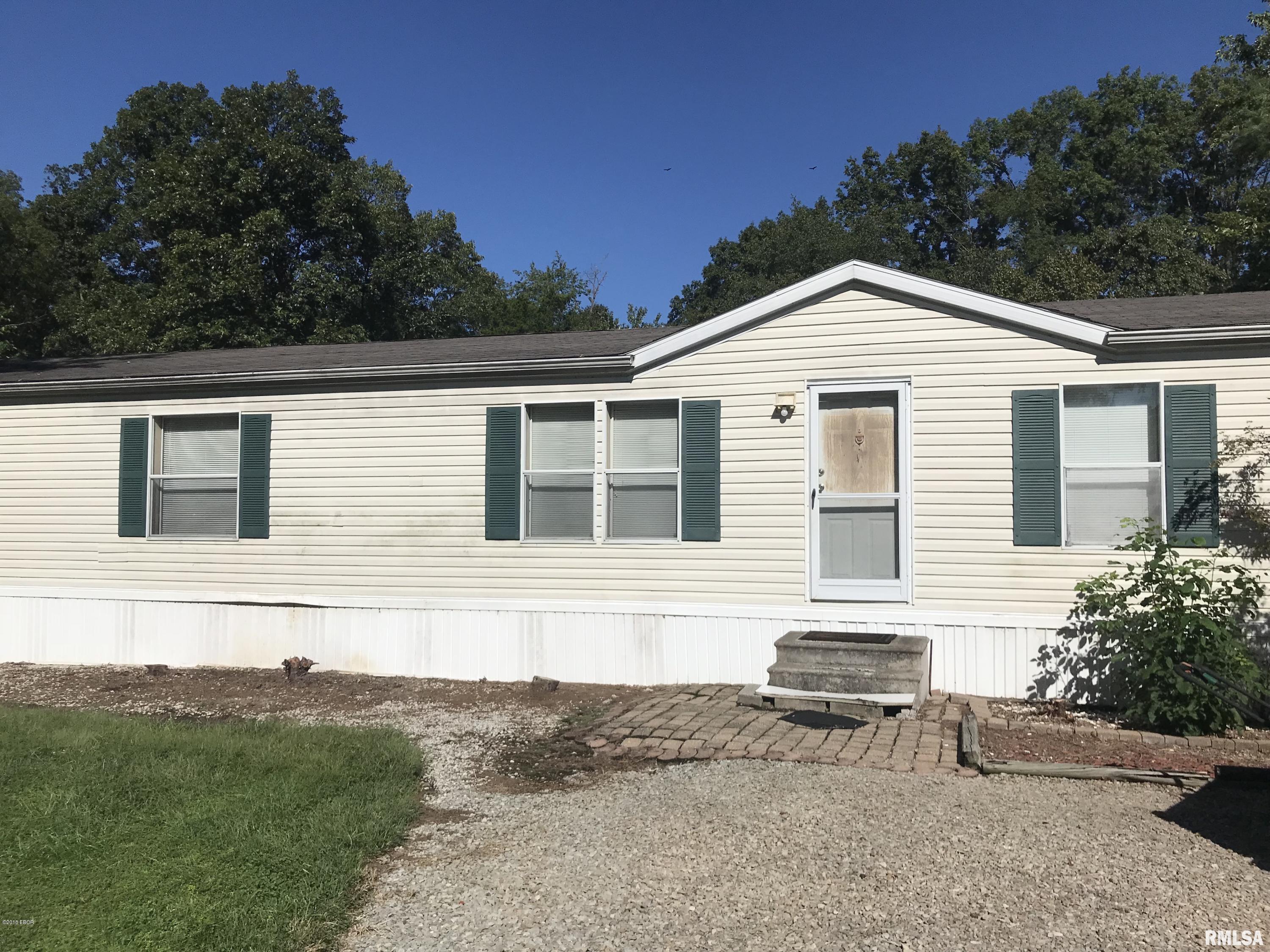 4981 Crossbill Road Tamaroa, IL 62888 - Photo 1 of 6