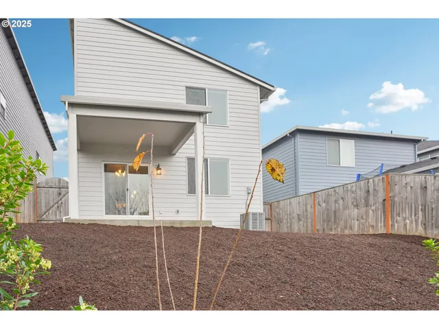 $449,900 | 105 Kindre Street, St. Helens, OR 97051