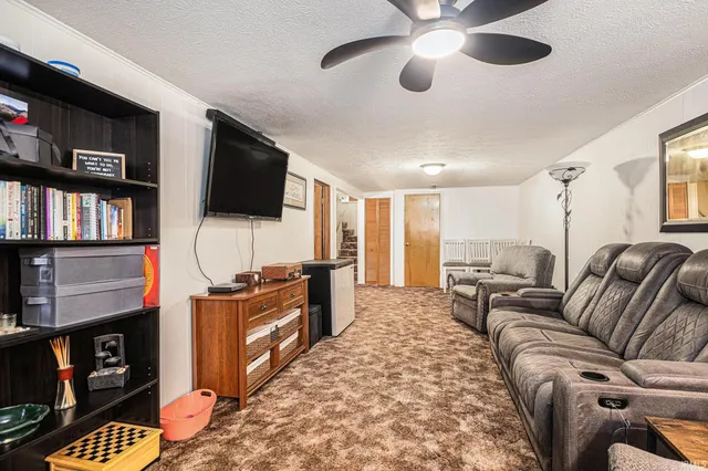 $315,000 | 10030 Dunn Road, Osceola, IN 46561