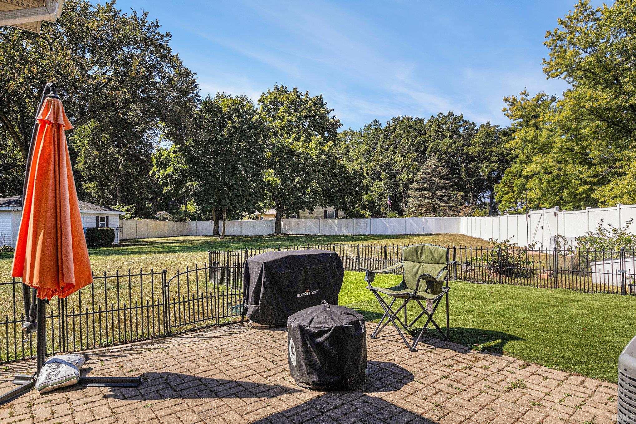 10030 Dunn Road Osceola, IN 46561 - Photo 3 of 28