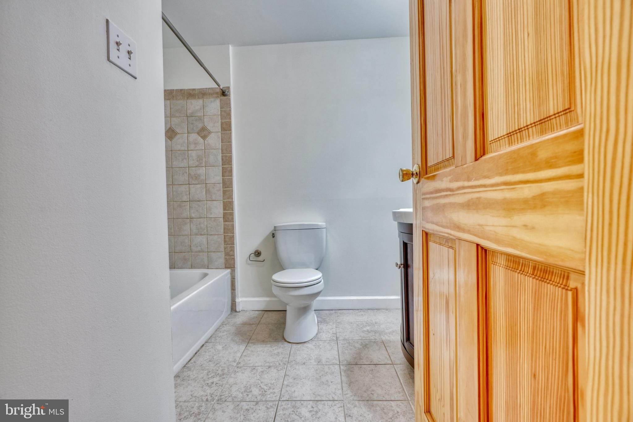 32 West Montgomery Street, Unit R9 Baltimore, MD 21230 - Photo 18 of 27 Gallery Image 18