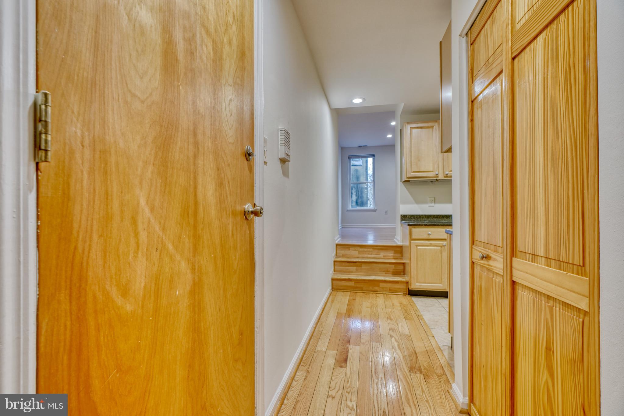 32 West Montgomery Street, Unit R9 Baltimore, MD 21230 - Photo 6 of 27 Gallery Image 6