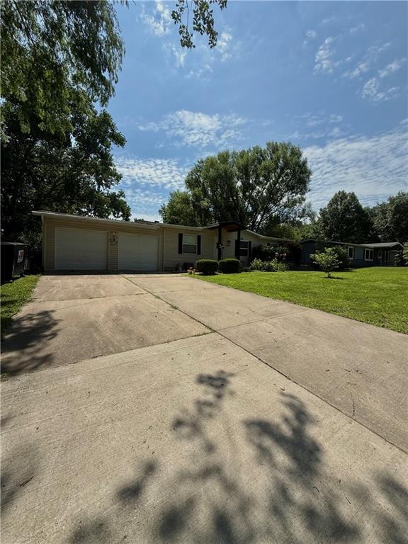 193 Southeast 51 Road Warrensburg, MO 64093 - Photo 3 of 27
