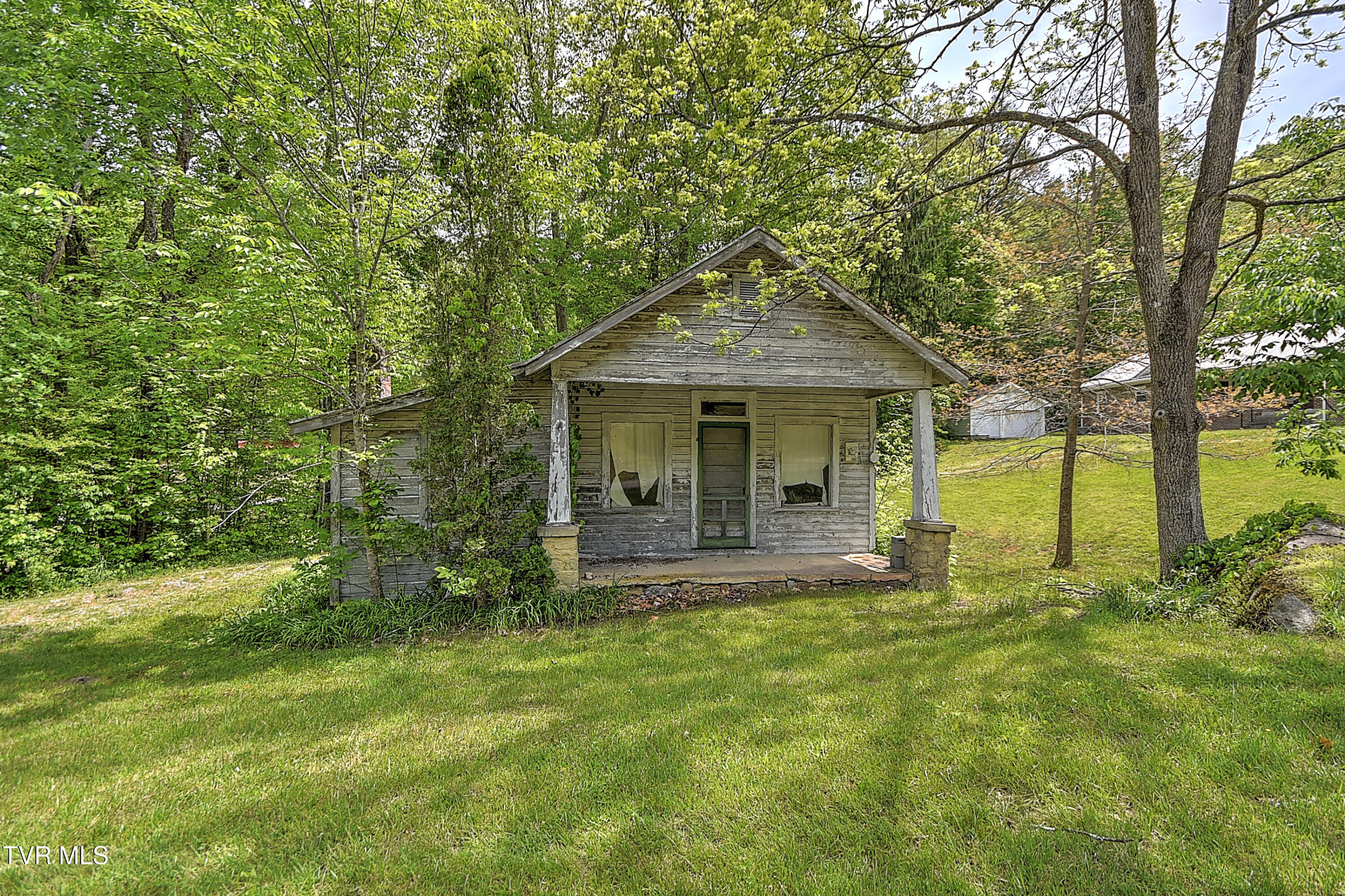 275 Tiger Creek Road Roan Mountain, TN 37687 - Photo 55 of 104 275 Tiger Creek EH-51