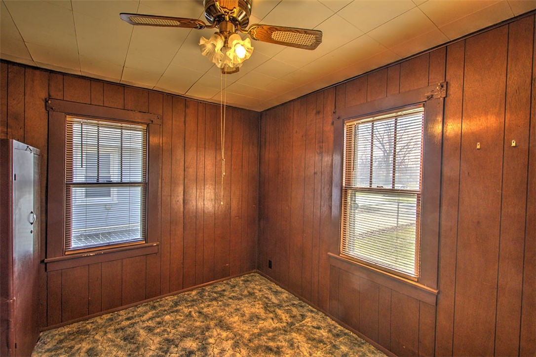 2504 East Division Street Decatur, IL 62526 - Photo 11 of 28