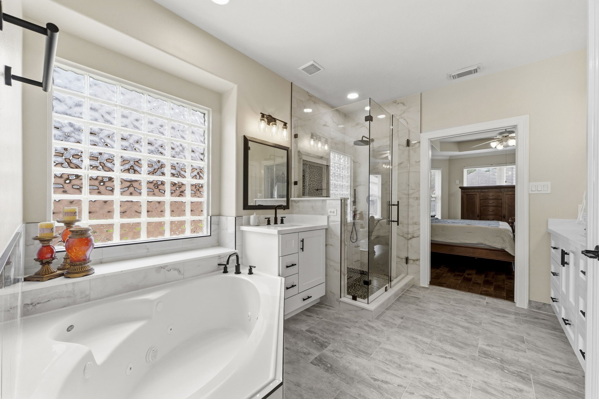 20114 Eagle Grove Lane Spring, TX 77379 - Photo 13 of 32 Primary Bathroom