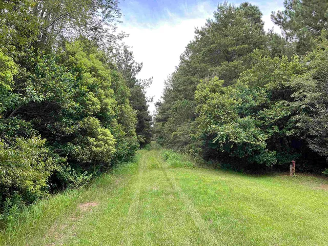 $344,500 | 18701 Blue Star Highway, Quincy, FL 32351