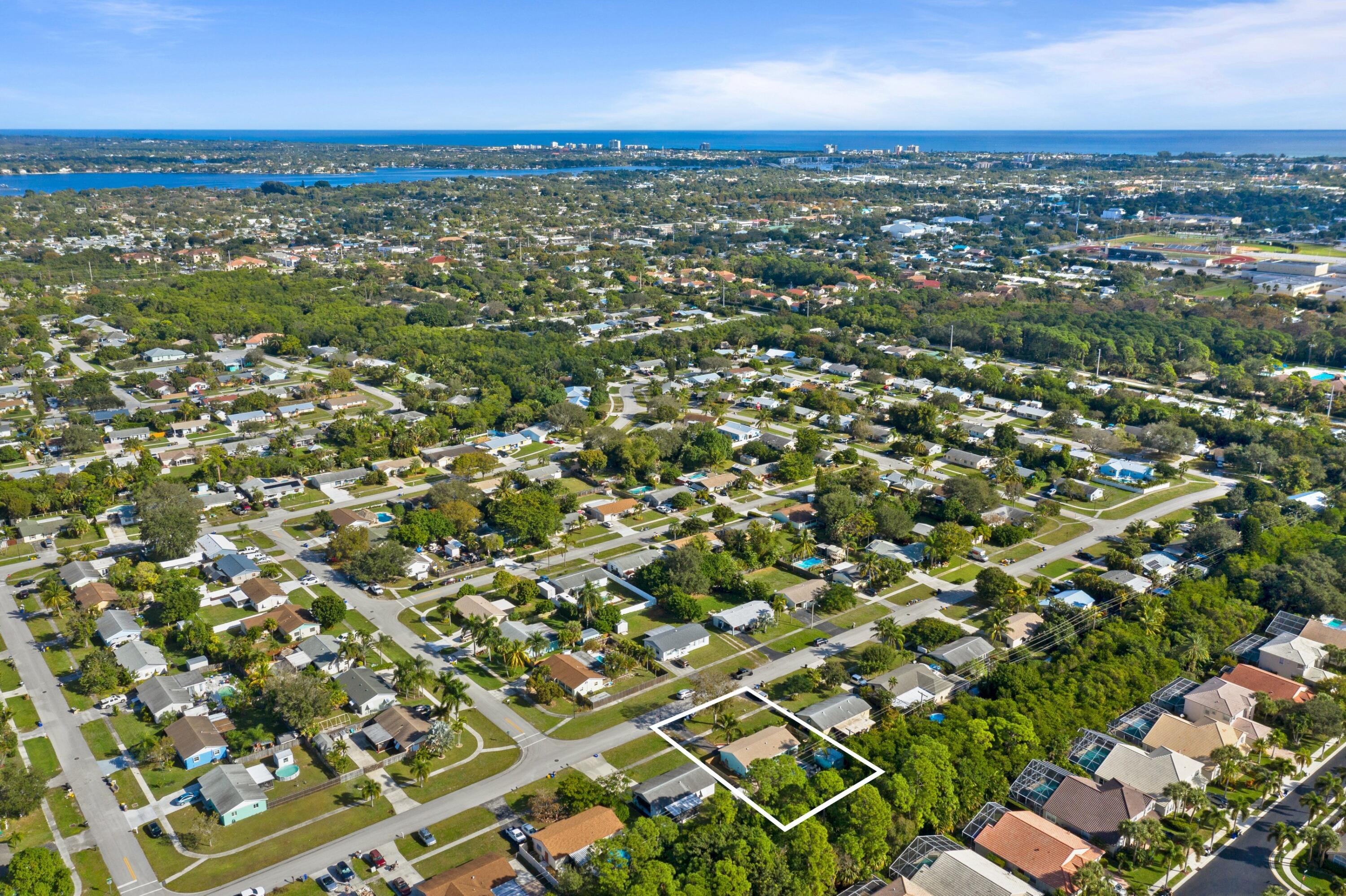 1012 Mohican Boulevard Jupiter, FL 33458 - Photo 29 of 33 DJI_0487-Edit.jpg-SMALL