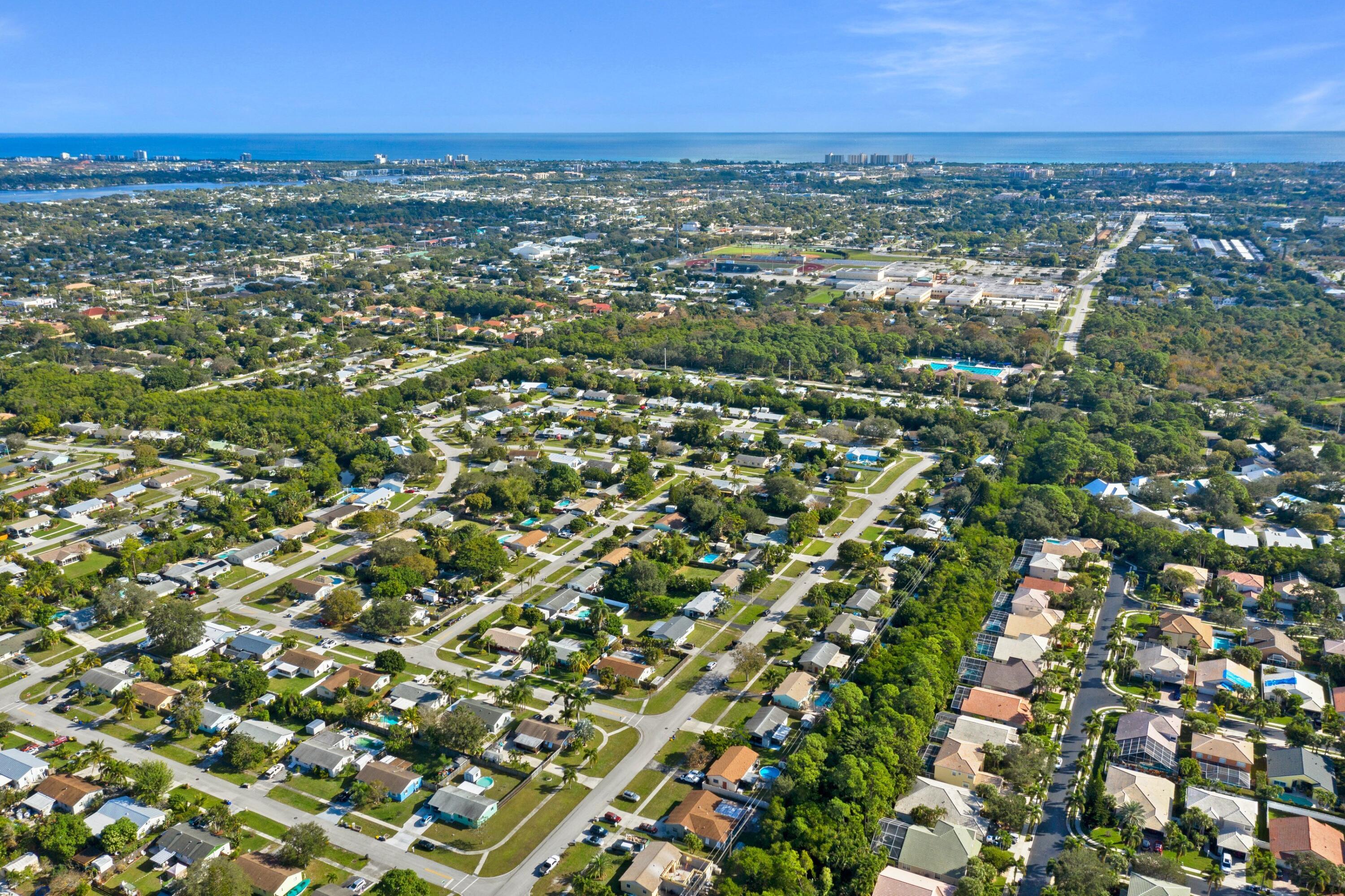1012 Mohican Boulevard Jupiter, FL 33458 - Photo 32 of 33 DJI_0497.jpg-SMALL
