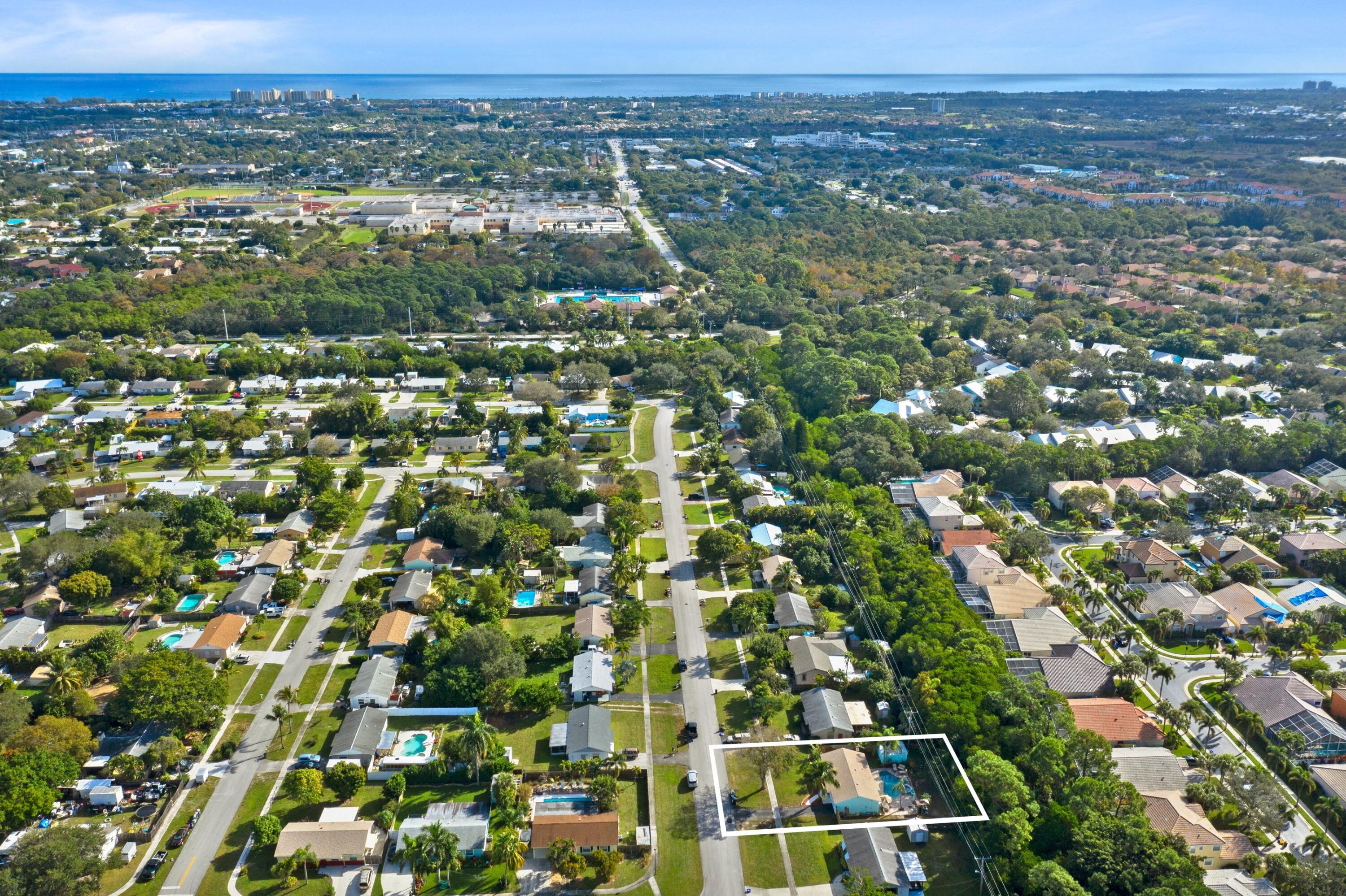 1012 Mohican Boulevard Jupiter, FL 33458 - Photo 10 of 33 DJI_0467-Edit.jpg-SMALL
