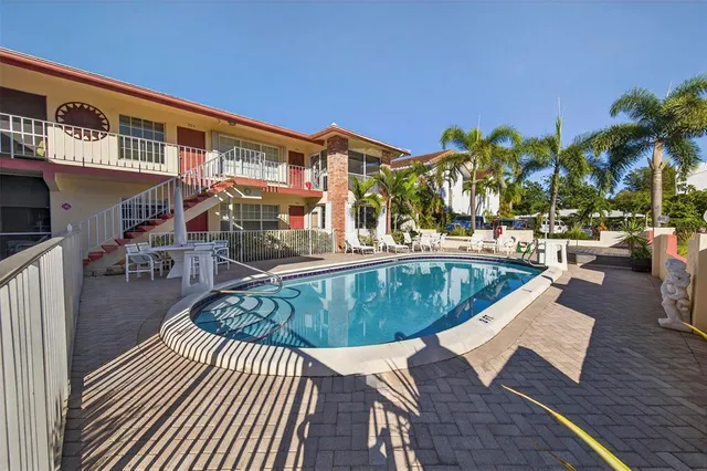 $1,700 | 3215 Northeast 15th Street, Unit 104, Pompano Beach, FL 33062